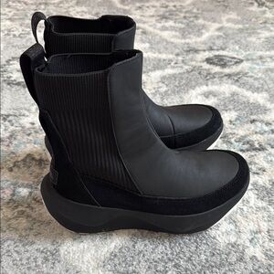 listing-status-banner